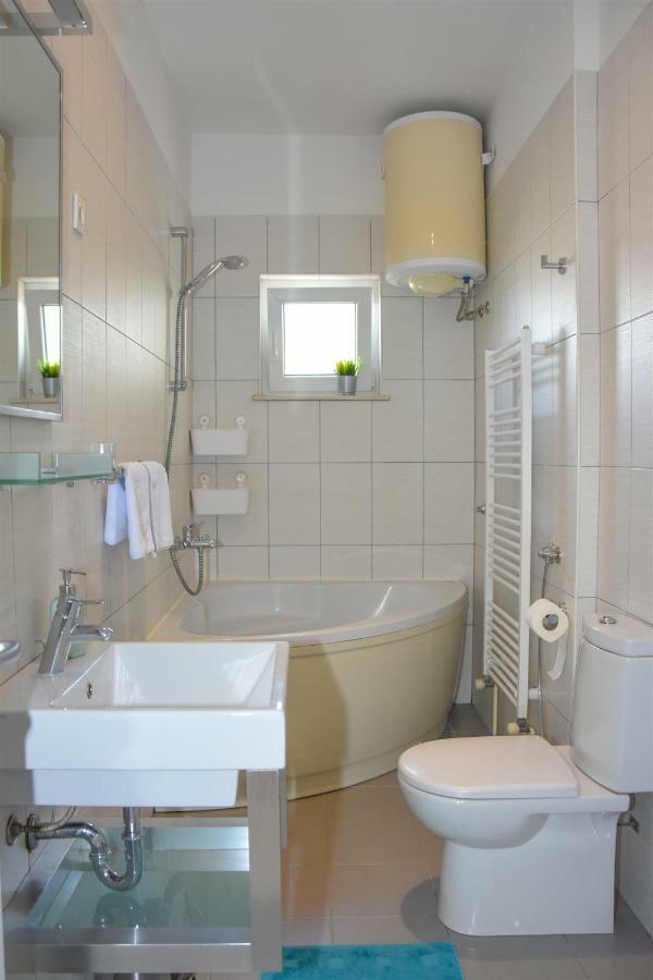 Crnika Appartement Mandre Buitenkant foto
